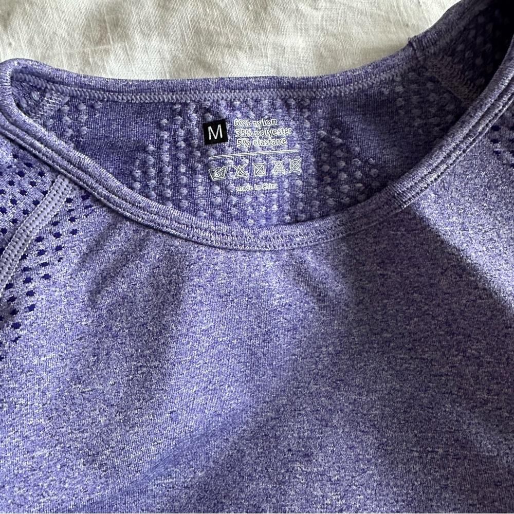 NWOT Seamless Lavender Women's High-Waist Leggings & Crop Top Set - Picture 4 of 8